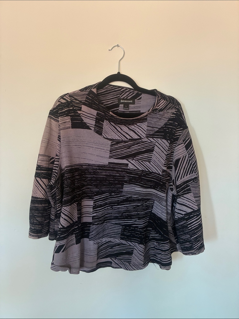 Betabrand Black & Lavender Abstract Long Sleeve Tee